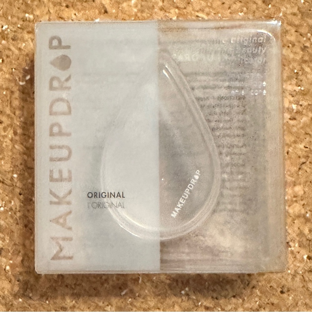 MakeupDrop Silicone Makeup Applicator